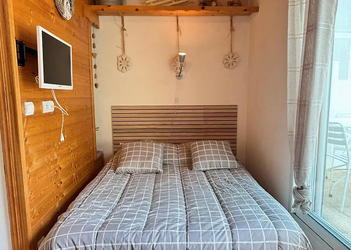 アパート Place De La Mairie. Joli T2 4p - Terrasse Et Vue.